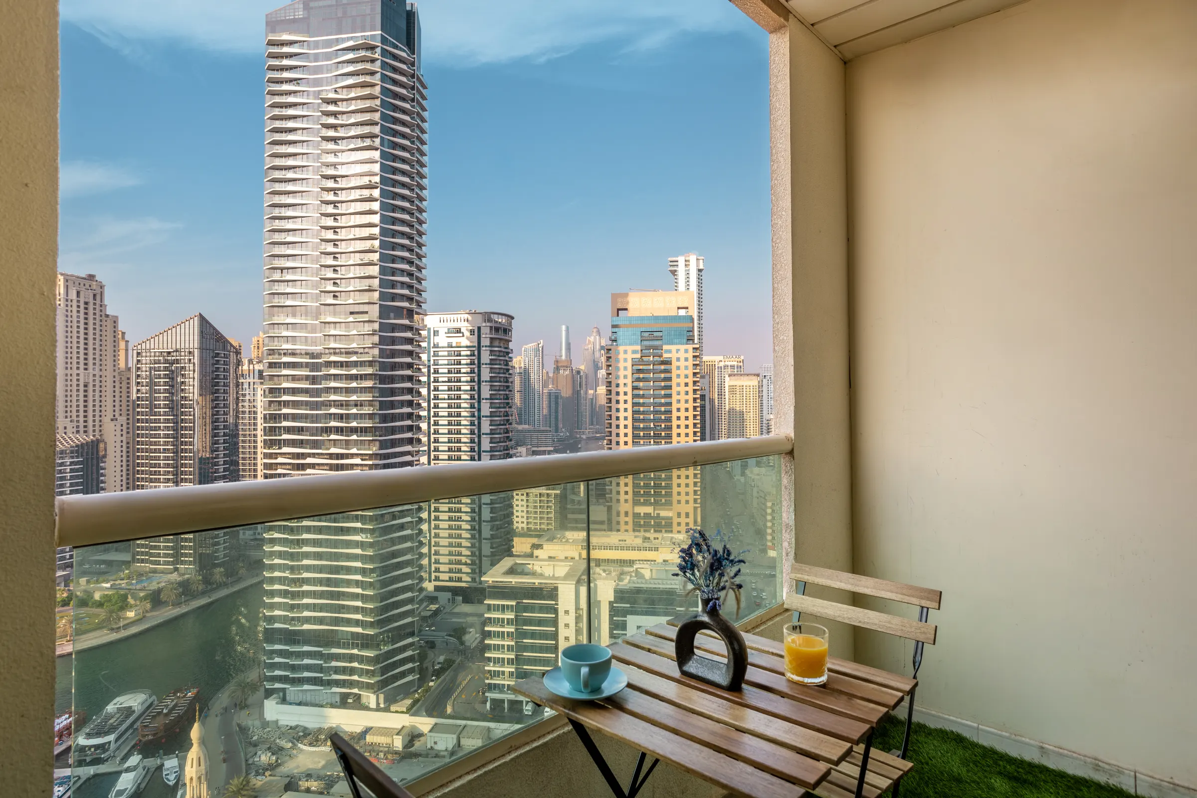 Manchester Tower — Dubai Marina